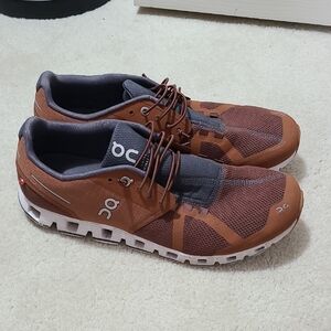 On Running Men's Athletic Shoes in Brown and Gray